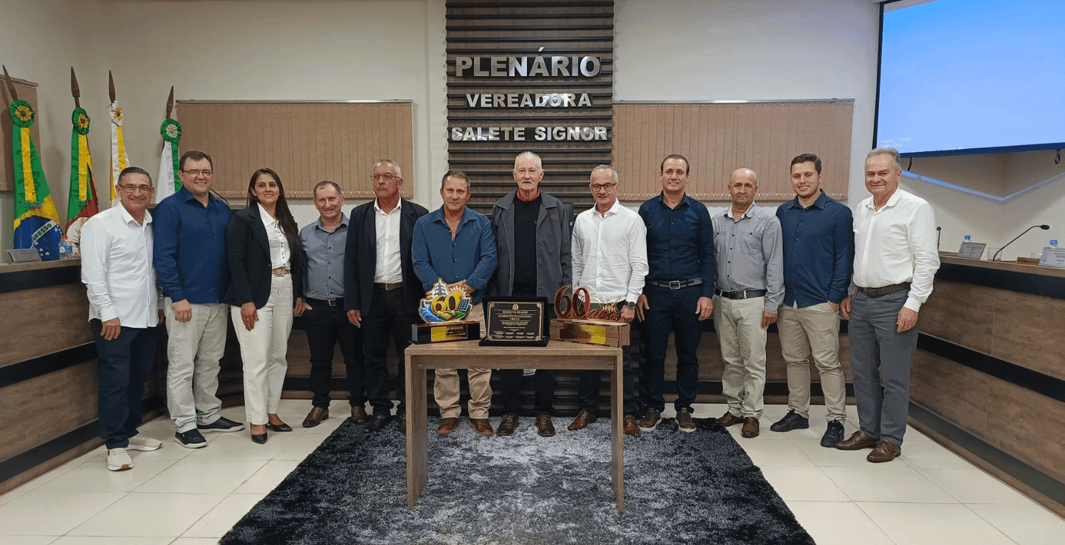 Creluz é homenageada pelos 60 anos de atuação em sessão solene em Pinhal