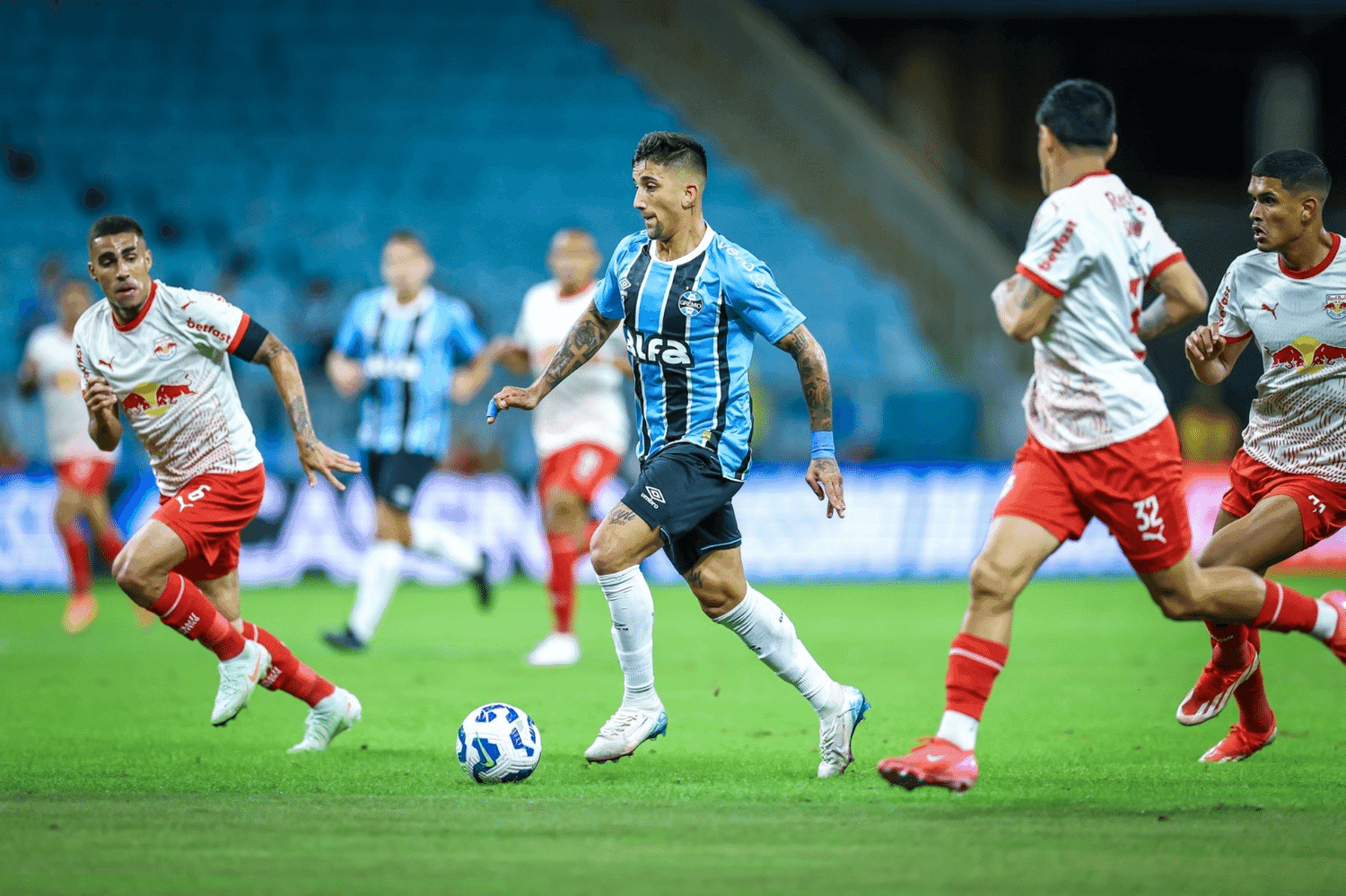Grêmio e Bragantino empatam na Arena