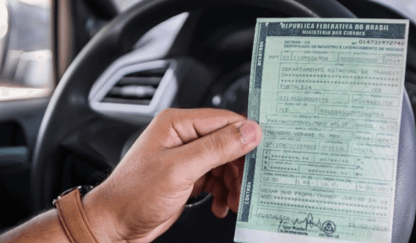 Motoristas do RS podem ficar isentos da taxa anual de licenciamento