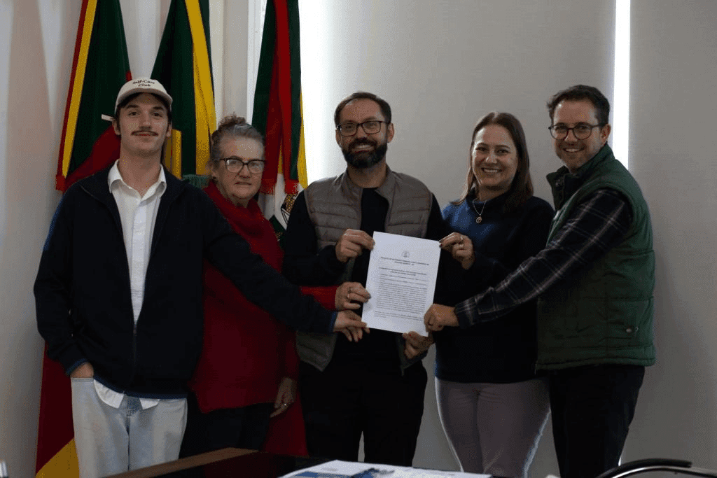 Executivo de Rodeio Bonito e UFSM-FW firmam parceria para produção de documentário