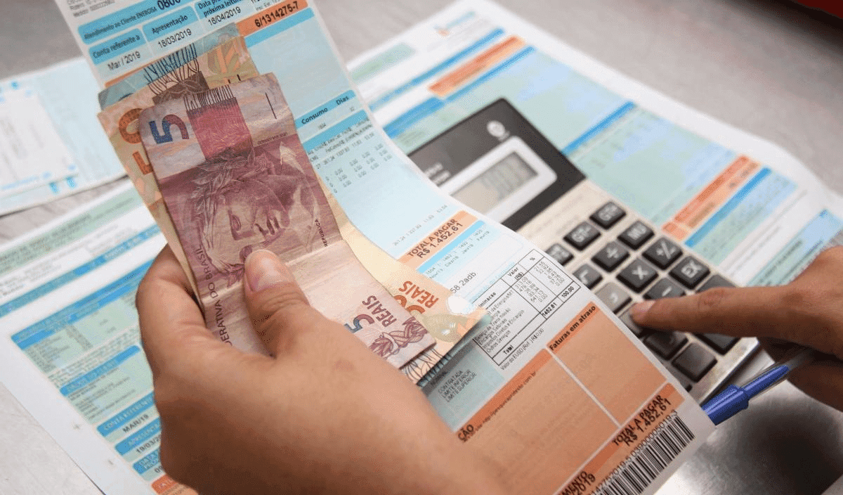 Aneel projeta alta de 8% em tarifas de energia em 2026