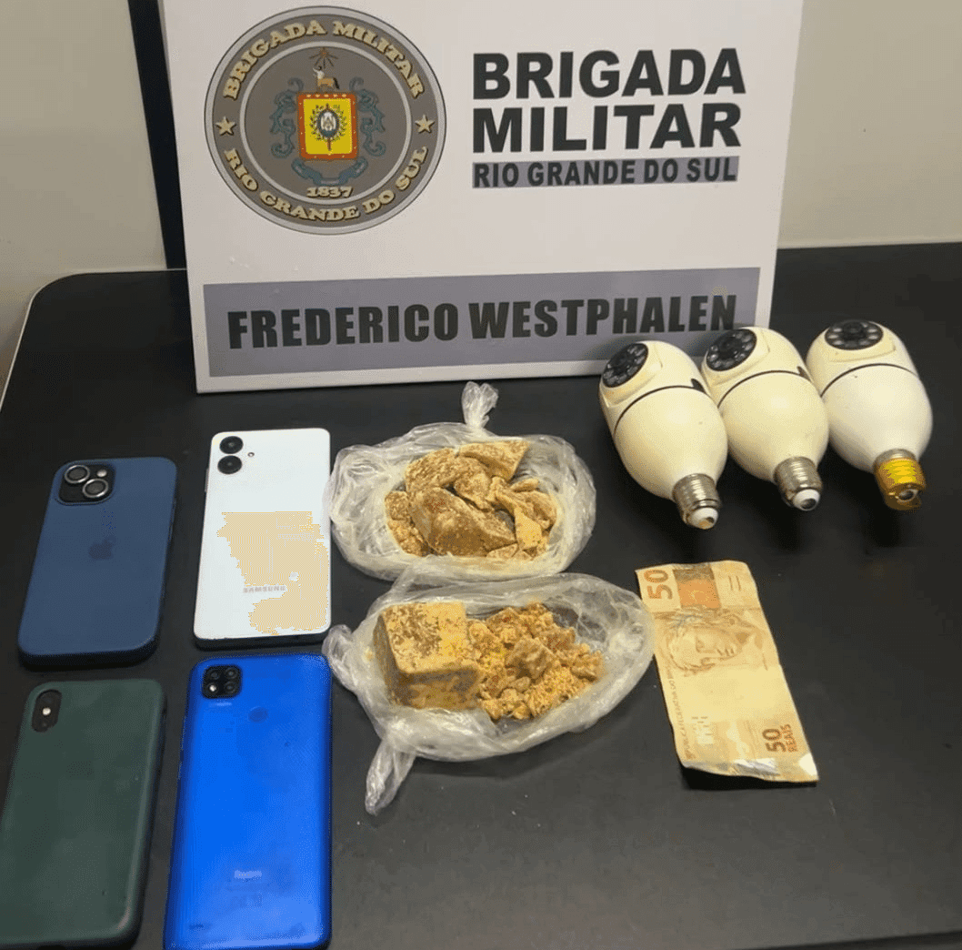Quatro pessoas são presas por tráfico de drogas em Frederico Westphalen