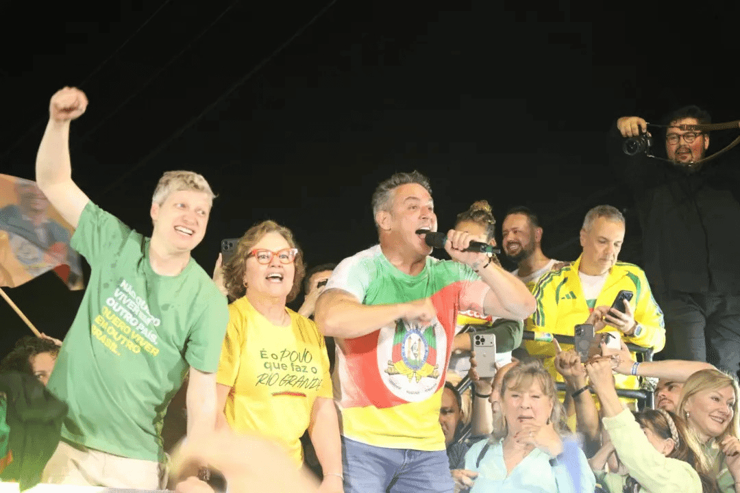 Zucco celebra vitória no 1º turno e promete "governar para todos"