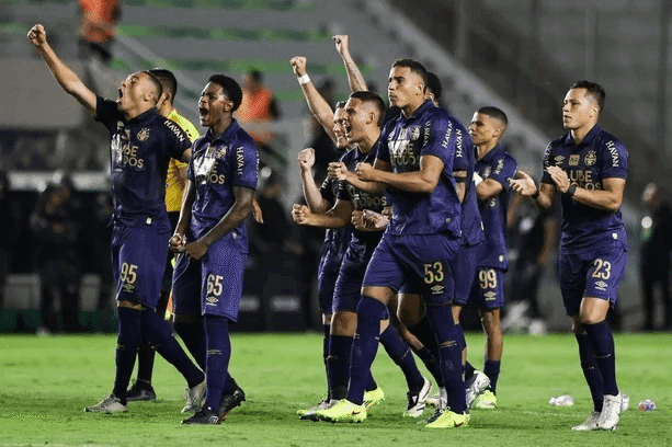 Grêmio vence o Juventude nos pênaltis  