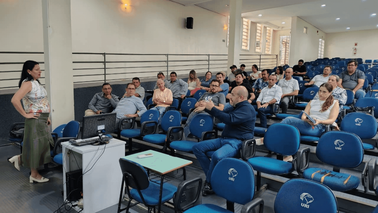 Codemau e Cimau realizam reunião de trabalho com municípios da região